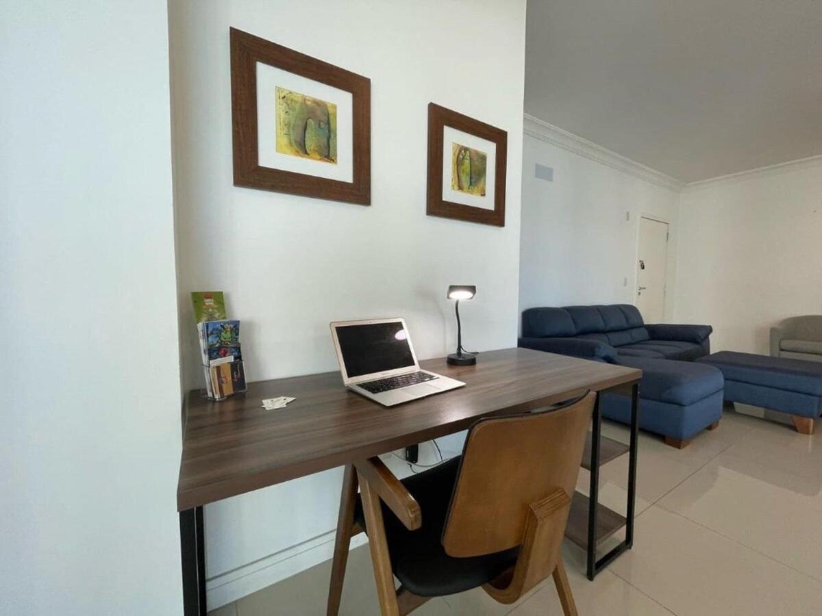 Linda Vista, Um Por Andar, 3 Suites, 2 Garagens