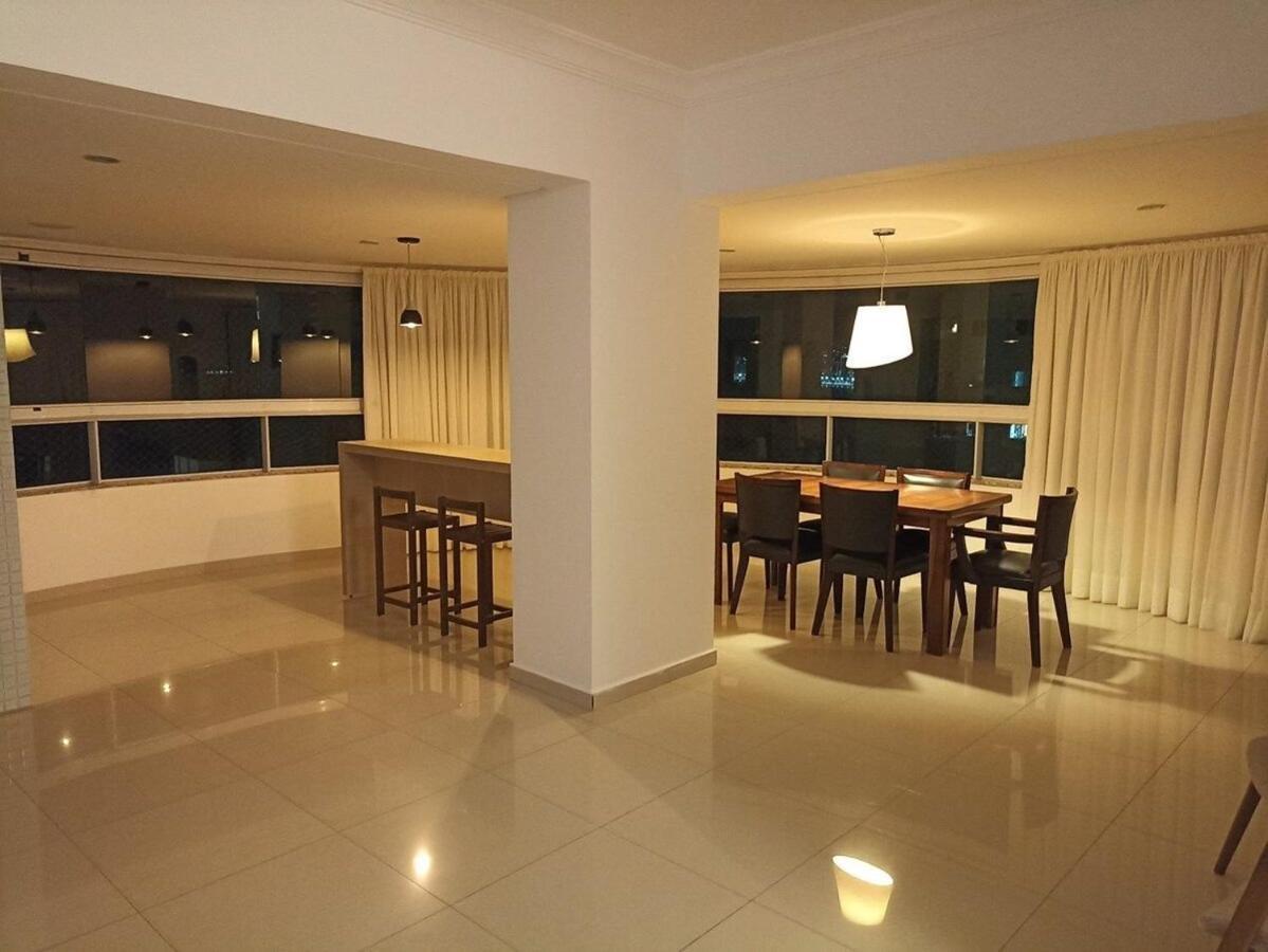 Linda Vista, Um Por Andar, 3 Suites, 2 Garagens Apartamento Balneario Camboriu