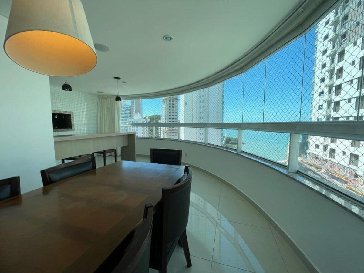 Linda Vista, Um Por Andar, 3 Suites, 2 Garagens *