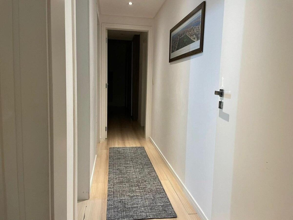Linda Vista, Um Por Andar, 3 Suites, 2 Garagens