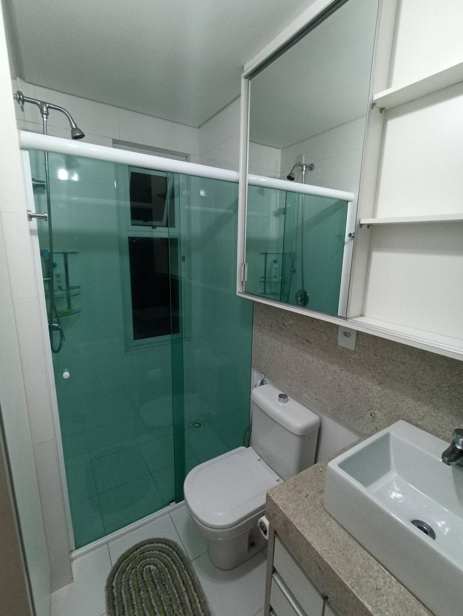 Linda Vista, Um Por Andar, 3 Suites, 2 Garagens