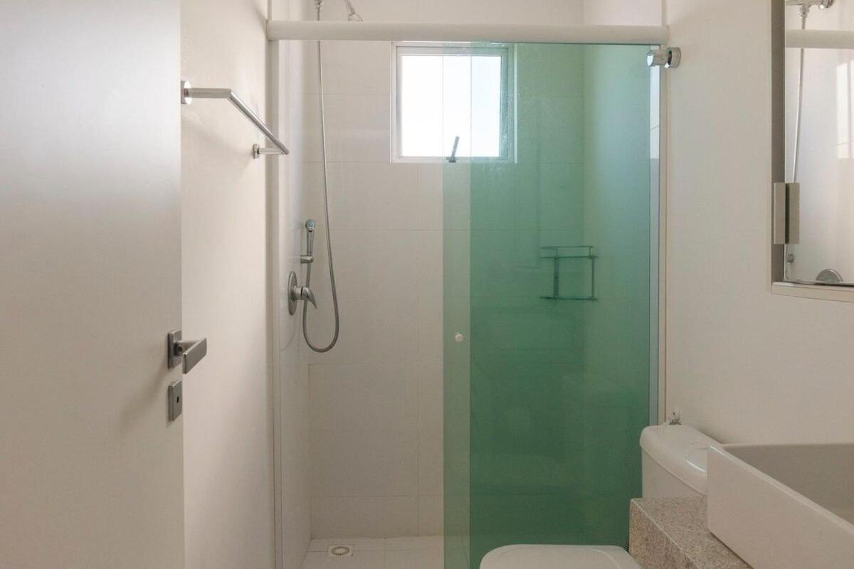 Linda Vista, Um Por Andar, 3 Suites, 2 Garagens Balneario Camboriu