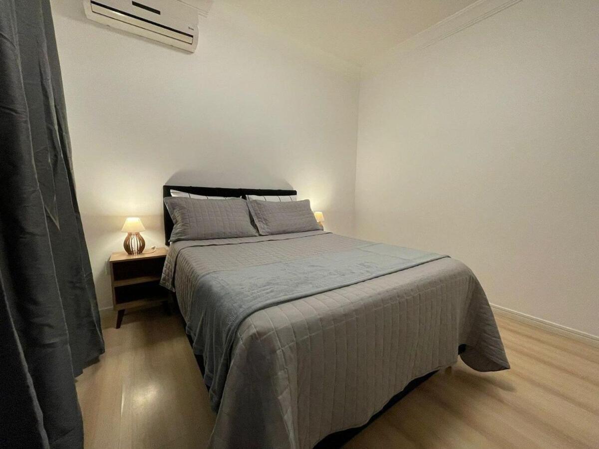 Apartamento Linda Vista, Um Por Andar, 3 Suites, 2 Garagens Balneario Camboriu